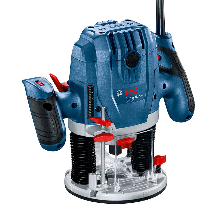 Bosch GOF 130 06016B7000