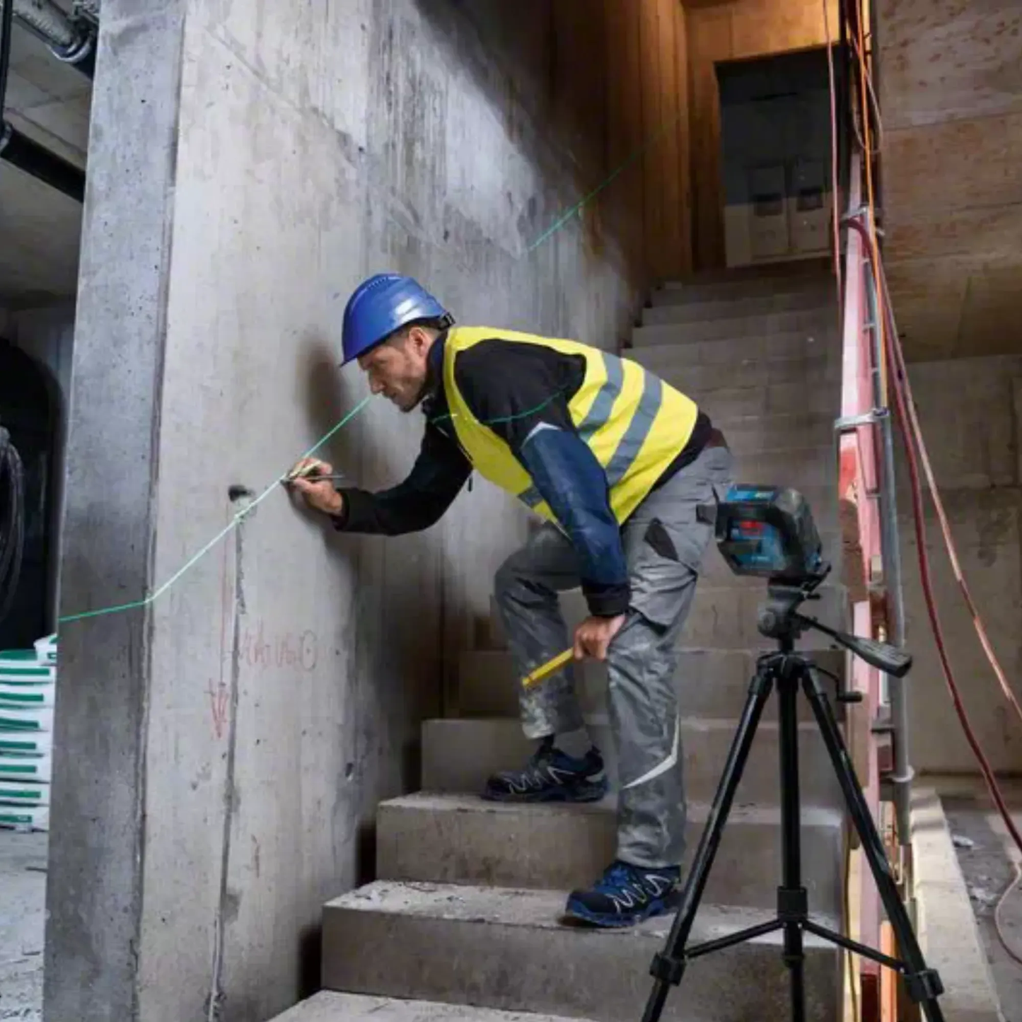 BOSCH ÇAPRAZ ÇİZGİ LAZERİ GLL 2-15 G